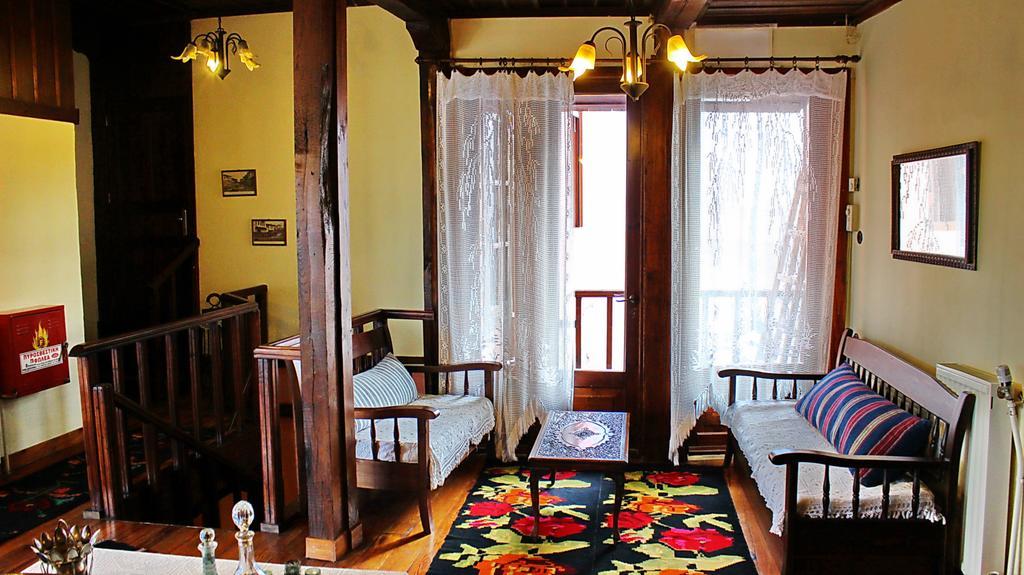 Varosi Guesthouse 에데사 외부 사진