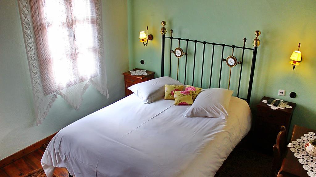 Varosi Guesthouse 에데사 객실 사진